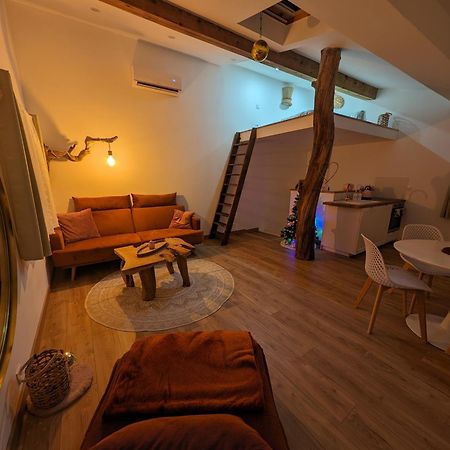 Casa Rosa, Un Petit Cocon Catalan Ortaffa Exterior foto